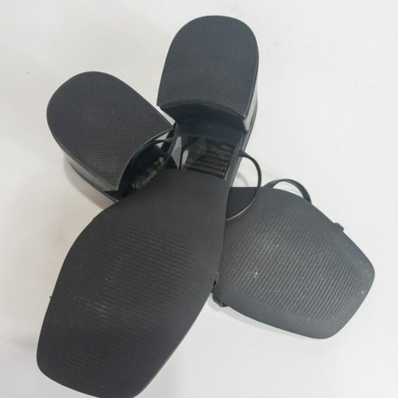 Steve Madden Involved Barely-There Sandals Black -6 - Picture 8 of 8